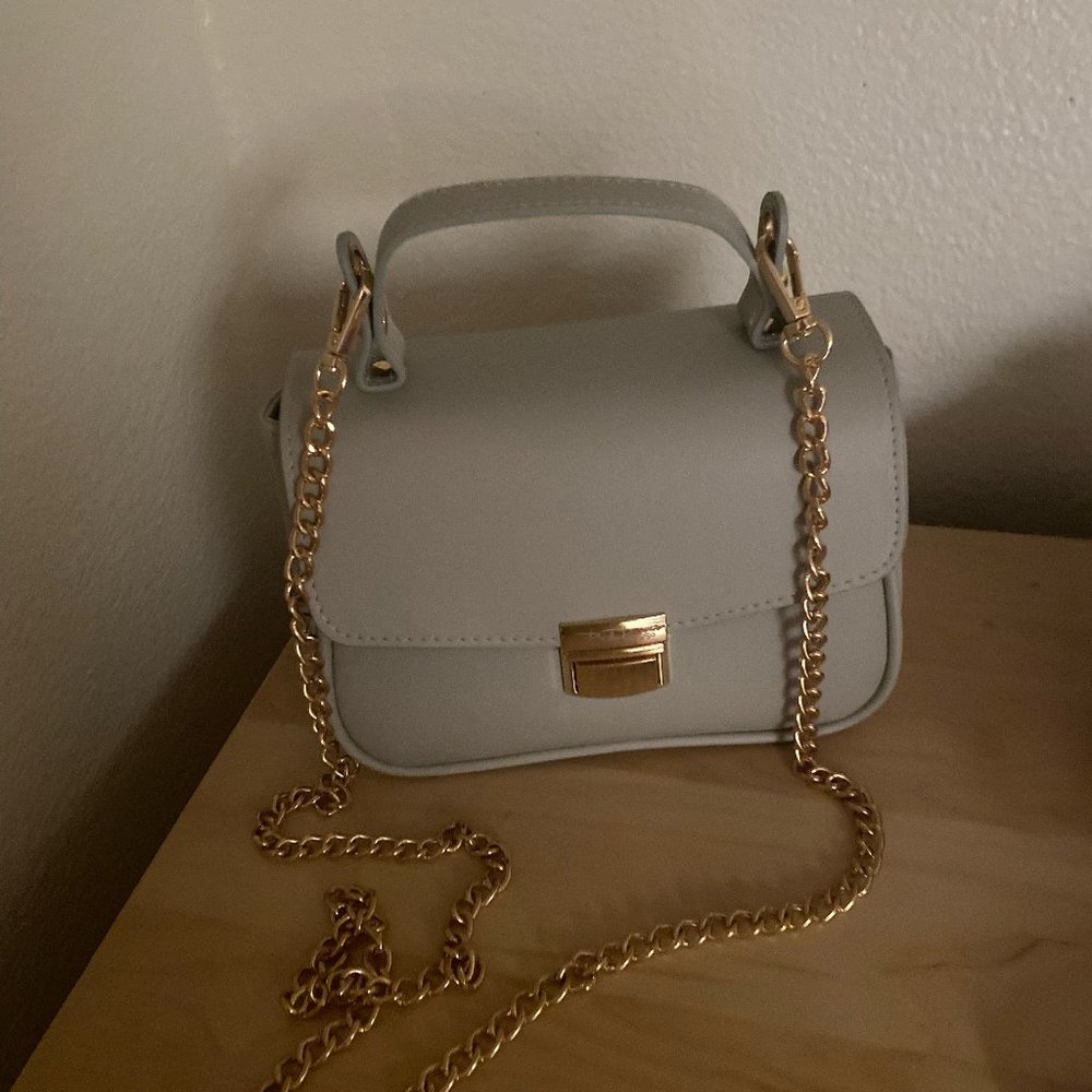 clutch purse